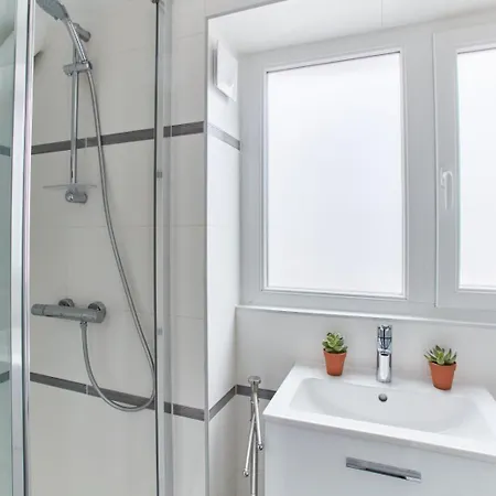 Cosy Montmartre 2br *